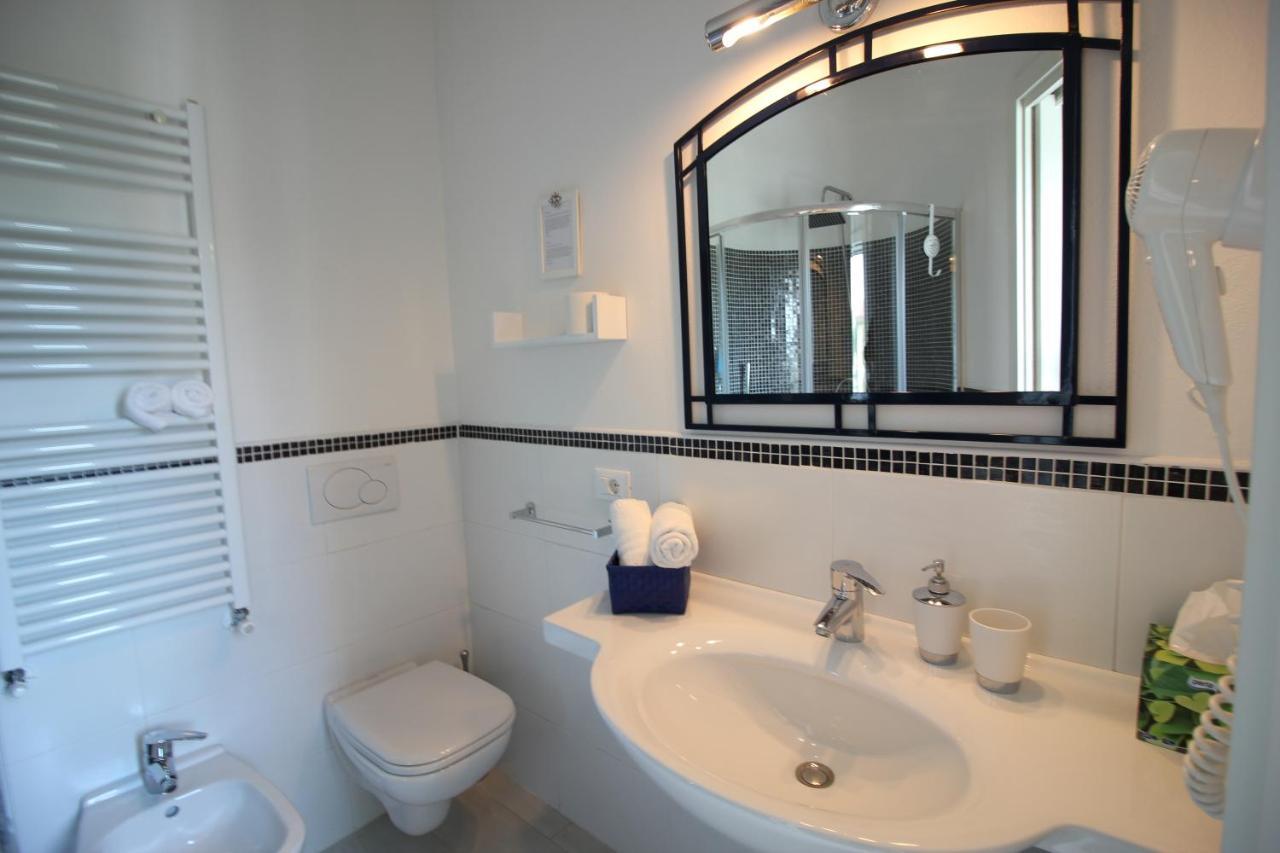 Rooms Il Punto Peschiera del Garda Exterior foto