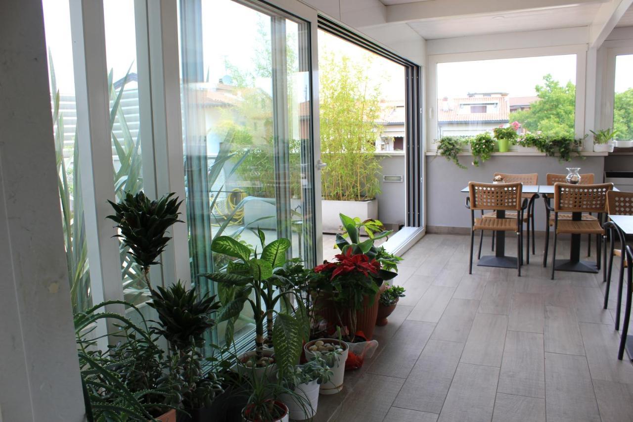 Rooms Il Punto Peschiera del Garda Exterior foto